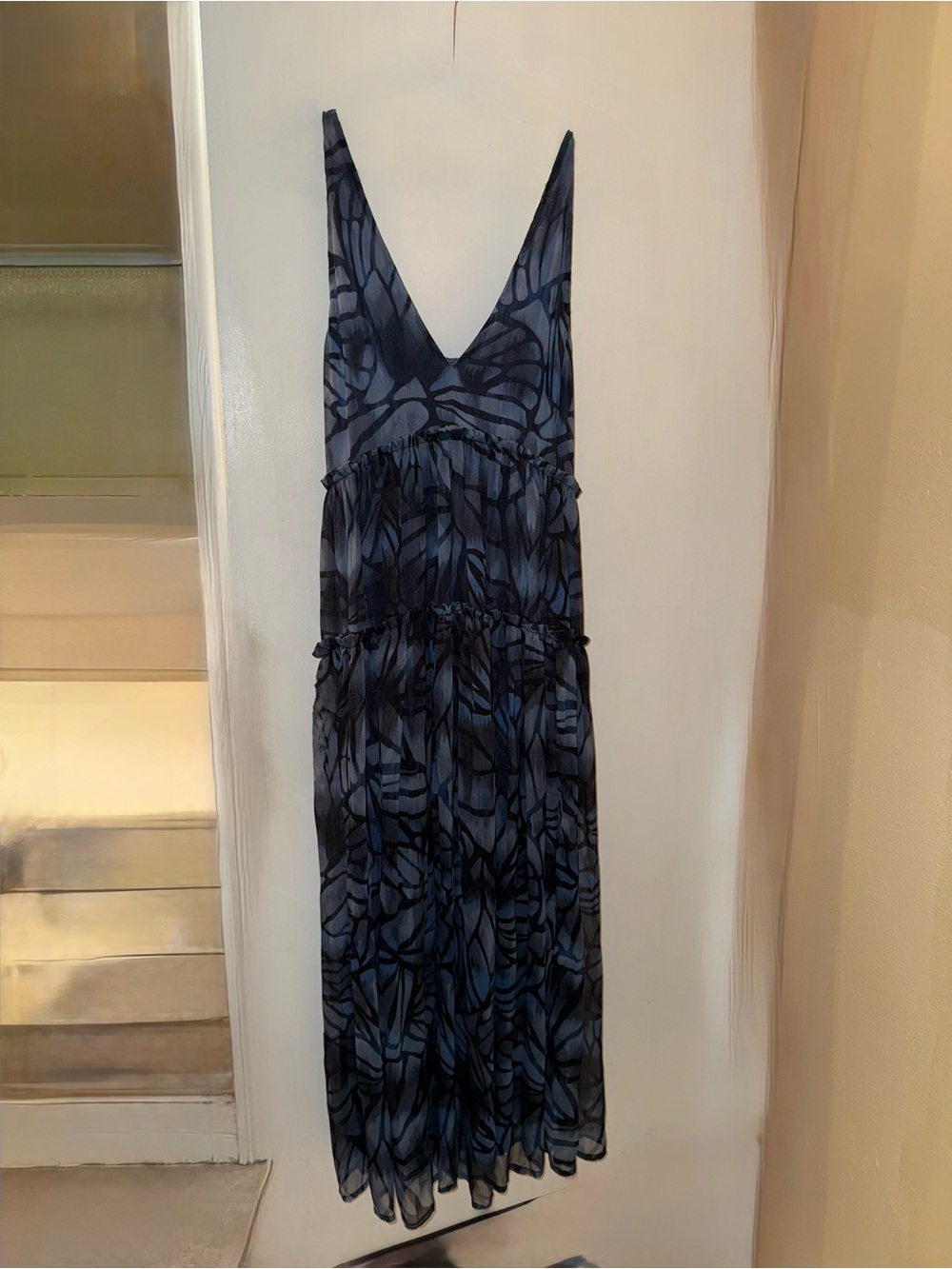Blue butterfly V-Neck Sleeveless Maxi Dress